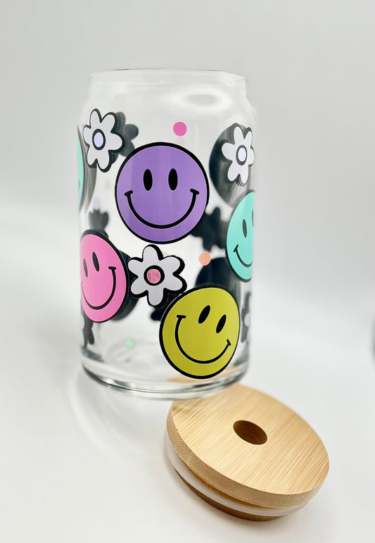 Smiles and Daisies Glass Can Cup